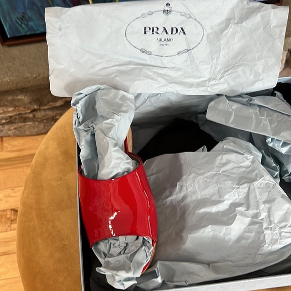 Prada Red Patent Leather Slides - Picture 3 of 8